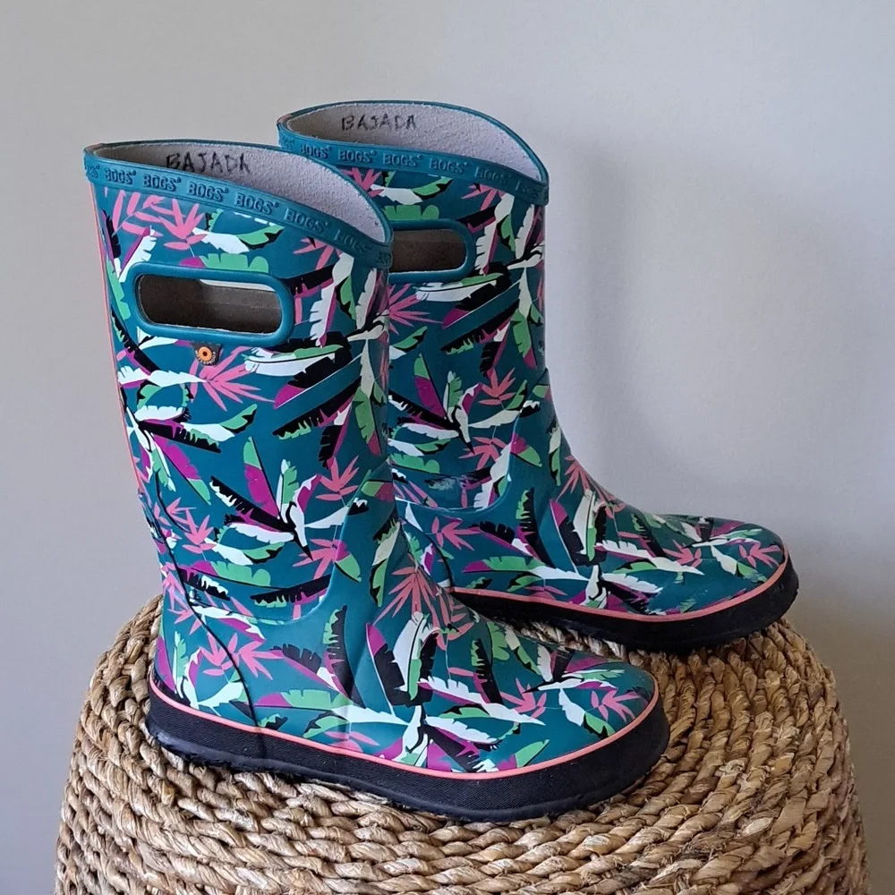 BOGS Youth Girls Rainbow Palm Print Waterproof Pull On Tall Rain Wellie Boots S6